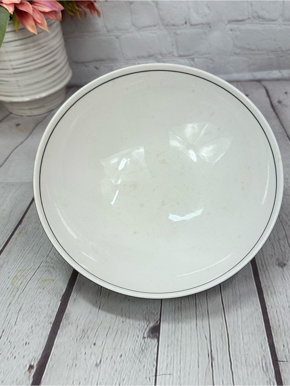 vtg Bird 'N Hand by Franciscan 8" Round Vegetable Bowl minimalist whitestone
